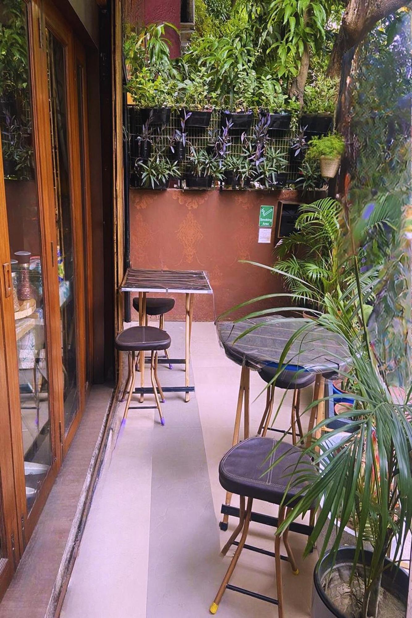 The Kei Inn & Suites Hotel Near Salt Lake Колката Екстериор снимка