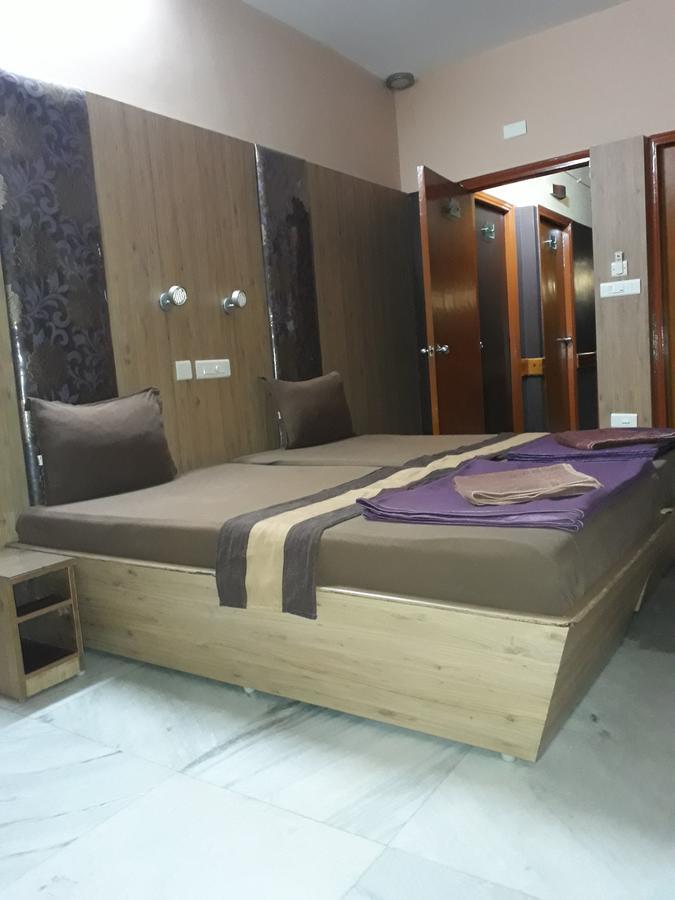 The Kei Inn & Suites Hotel Near Salt Lake Колката Екстериор снимка